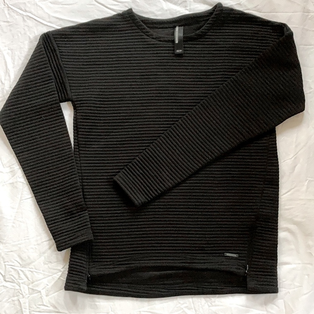 Ribbed pullover sweatshirt!